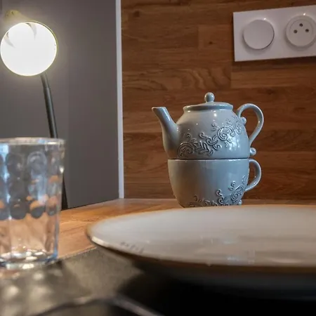 La Cachette - Centre - Proche Parking Gratuit - Wifi & Tv - Commerces A Proximite *