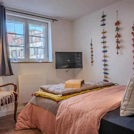 Apartman La Cachette - Centre - Proche Parking Gratuit - Wifi & Tv - Commerces A Proximite *