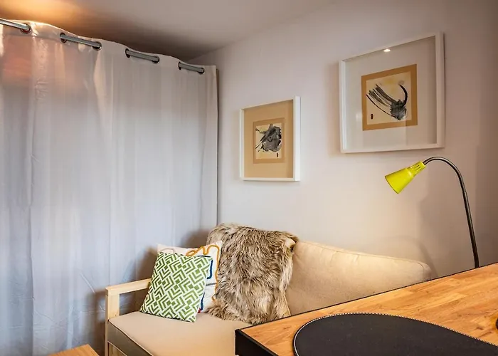 La Cachette - Centre - Proche Parking Gratuit - Wifi & Tv - Commerces A Proximite