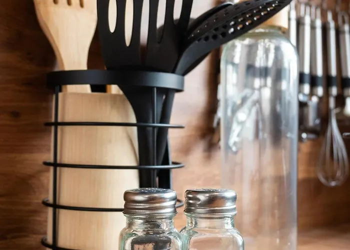 Daire La Cachette - Centre - Proche Parking Gratuit - Wifi & Tv - Commerces A Proximite *